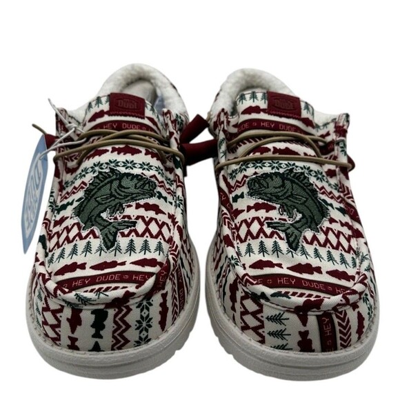 Hey Dude Wally Merry Fishmas Sweater Loafers Men\'s 9 Red Green Christmas Slip On